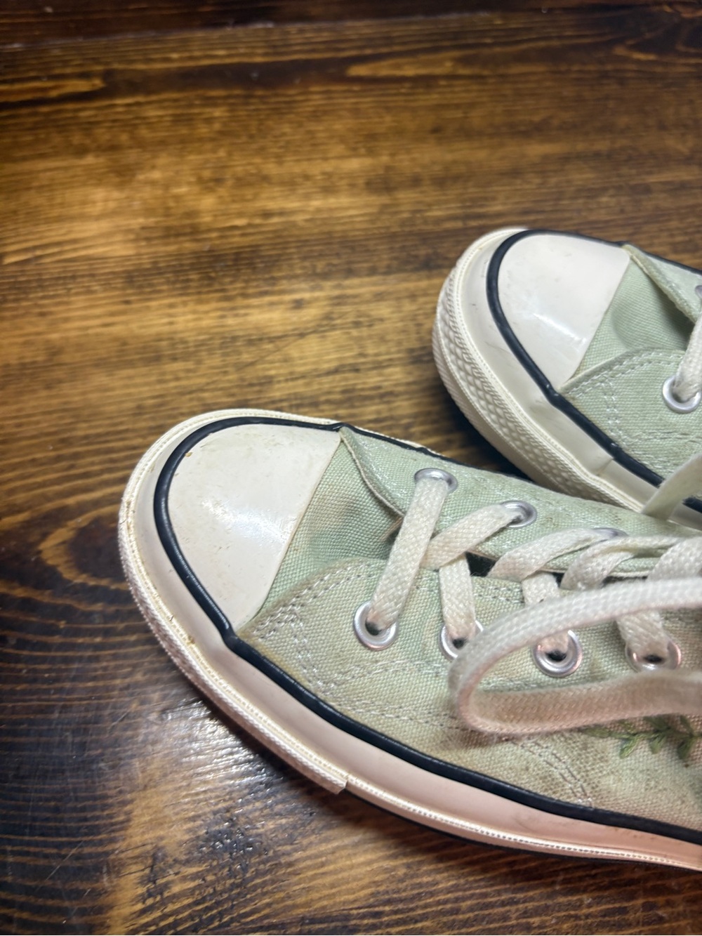 Converse green floral embroidered high top sneakers size W7 - Picture 4 of 11